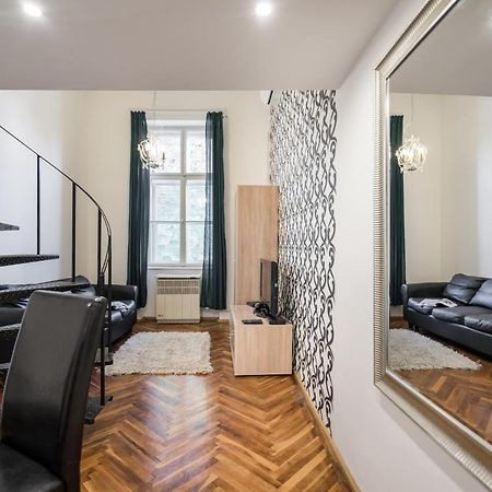 Bpr Robinia Downtown Apartment Budapest Extérieur photo