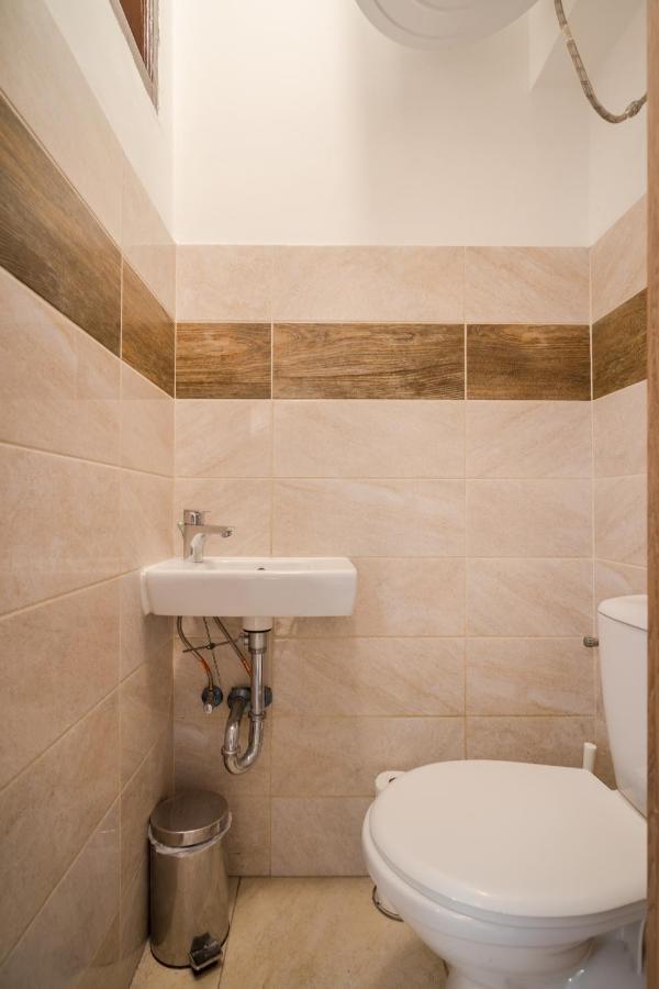 Bpr Robinia Downtown Apartment Budapest Extérieur photo